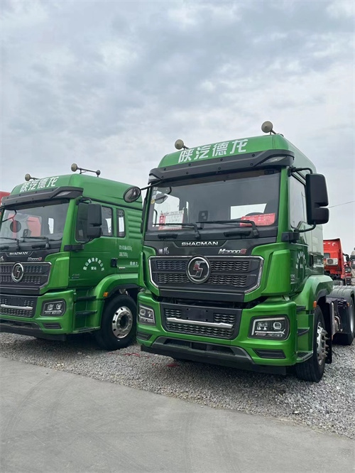 二手雙驅(qū)輕體牽引車(chē)的優(yōu)點(diǎn)是什么