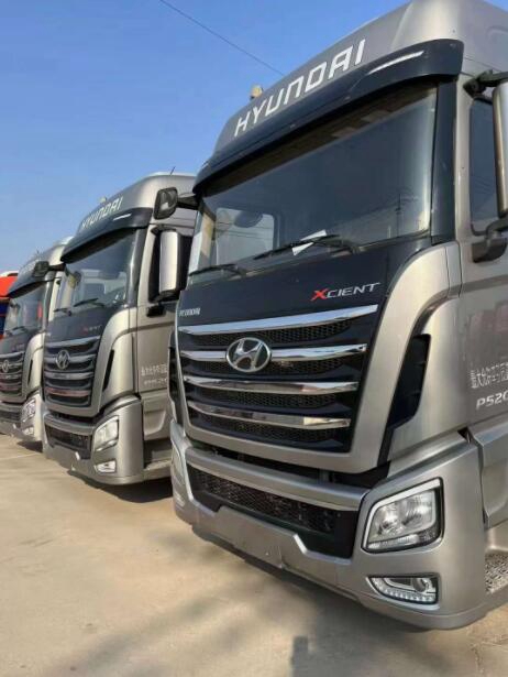 二手現(xiàn)代創(chuàng)虎牽引車