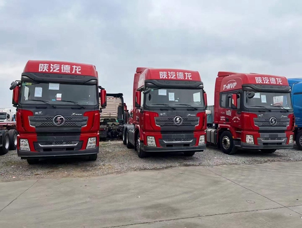 二手德龍牽引車轉(zhuǎn)讓