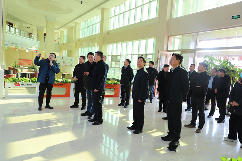 熱烈歡迎市人大領(lǐng)導(dǎo)蒞臨梁山華通二手車(chē)交易市場(chǎng)調(diào)研指導(dǎo)